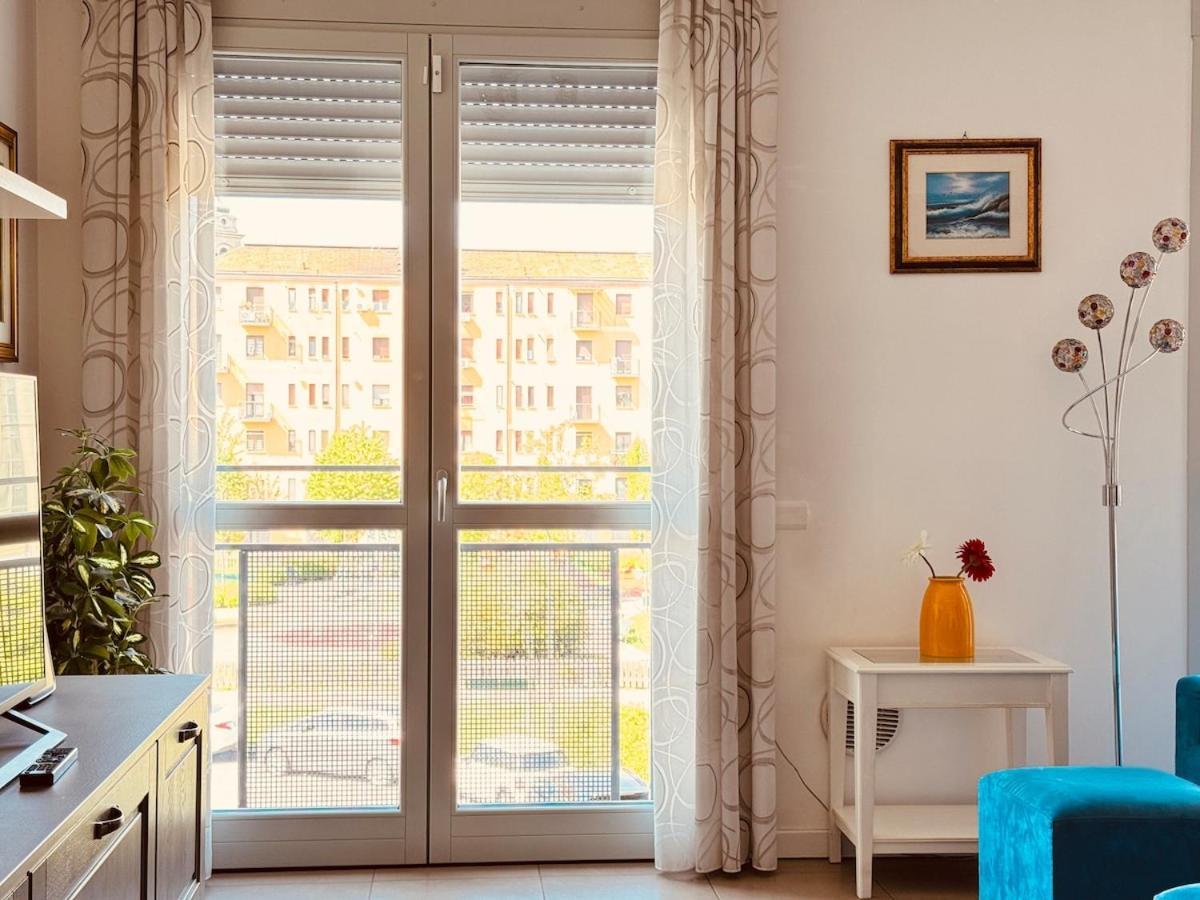 Homeby, Appartamento Barbara มิลาน ภายนอก รูปภาพ